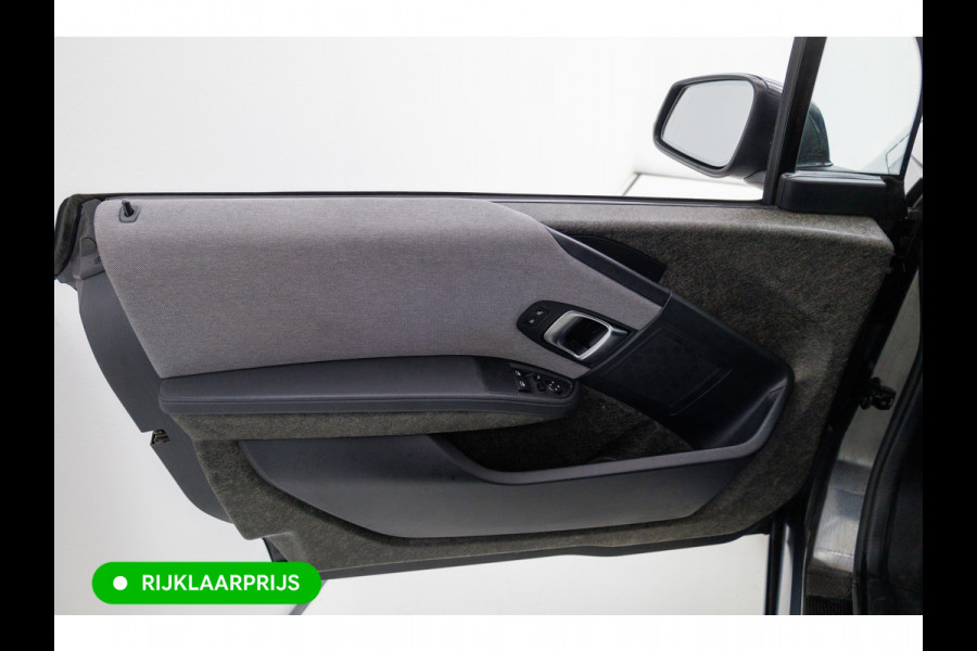 BMW i3 Basis 120Ah 42 kWh | Camera | 20" LMV | Navi | Adap. Cruise | Warmtepomp | Stoelverw. DAB