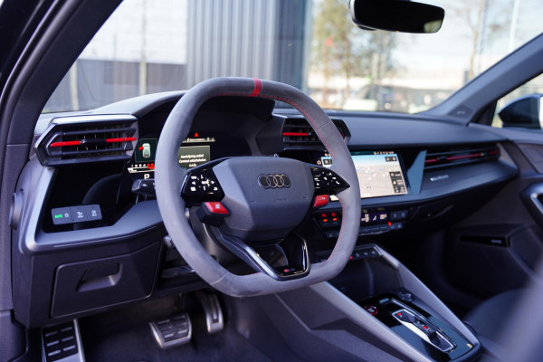 Audi RS 3 SPORTBACK 2.5 TFSI Quattro New Service