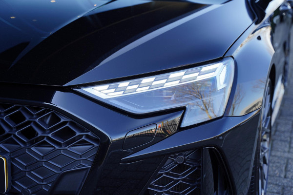 Audi RS 3 SPORTBACK 2.5 TFSI Quattro New Service