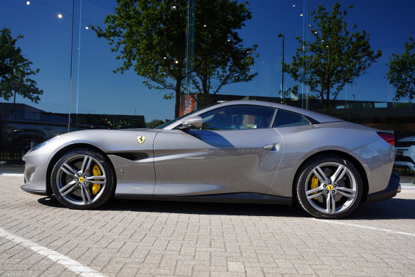 Ferrari Portofino 3.9 V8 HELE / Historical Color / Magneride / Carbon