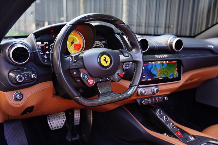 Ferrari Portofino 3.9 V8 HELE / Historical Color / Magneride / Carbon