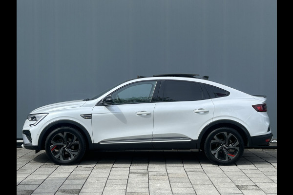 Renault Arkana BWJ 2022 | 1.6 E-Tech Hybrid 145 R.S. Line | TREKHAAK | PANO DAK | LEER | STOEL&STUUR VERW | NAVI | CLIMA | CAMERA | CARPLAY