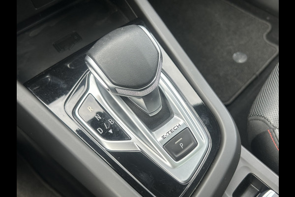 Renault Arkana BWJ 2022 | 1.6 E-Tech Hybrid 145 R.S. Line | TREKHAAK | PANO DAK | LEER | STOEL&STUUR VERW | NAVI | CLIMA | CAMERA | CARPLAY