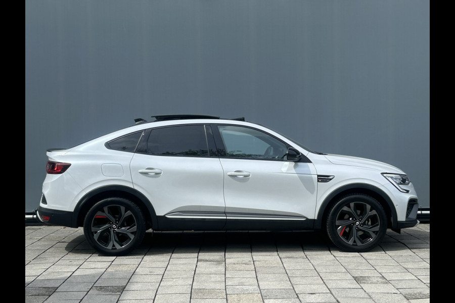 Renault Arkana BWJ 2022 | 1.6 E-Tech Hybrid 145 R.S. Line | TREKHAAK | PANO DAK | LEER | STOEL&STUUR VERW | NAVI | CLIMA | CAMERA | CARPLAY