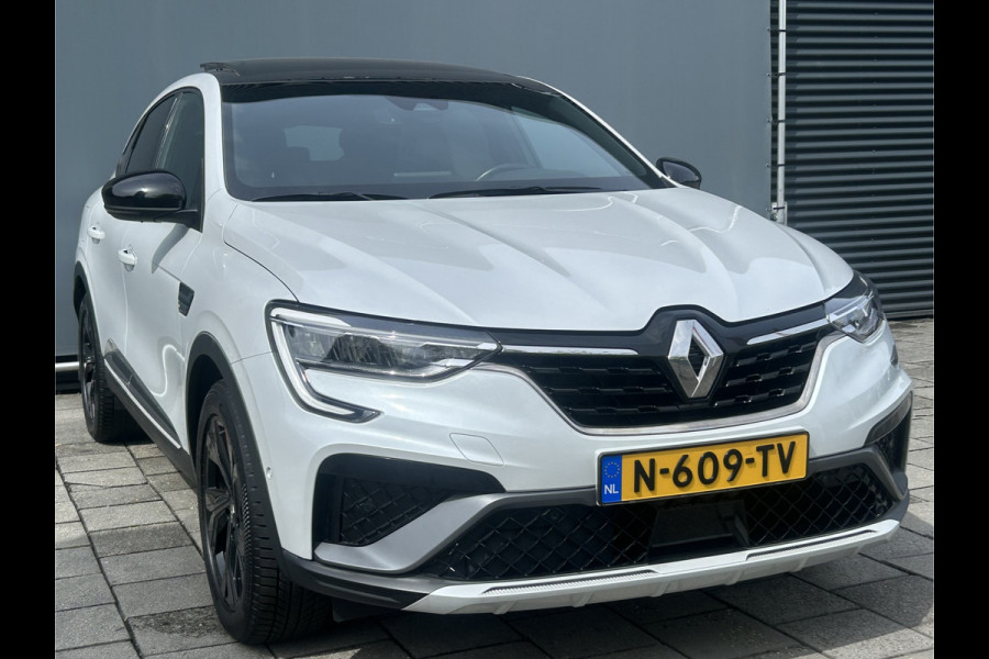 Renault Arkana BWJ 2022 | 1.6 E-Tech Hybrid 145 R.S. Line | TREKHAAK | PANO DAK | LEER | STOEL&STUUR VERW | NAVI | CLIMA | CAMERA | CARPLAY