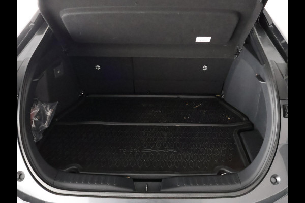 Toyota C-HR 2.0 Plug-in Hybrid 220 Dynamic | Stuur-/ & Stoelverwarming | Dodehoek detectie | Elektrische kofferbak | Parkeersensoren