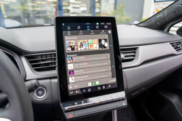Renault Captur 1.0 TCe 90 techno | Prijs rijklaar incl. 12 mnd garantie | Lmv Carplay Stoel/stuurverw DAB Camera Bluetooth HK