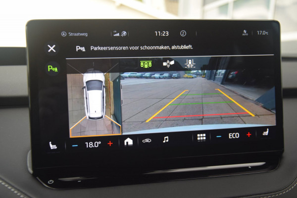Škoda ENYAQ iV 60 Sportline VEEL EXTRA OPTIES TWV 8.260 EURO!!