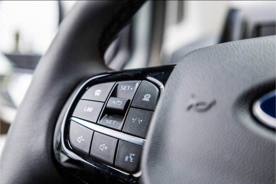 Ford Transit Custom 300 2.0 TDCI L2H1 Limited DC | BPM VRIJ | Dubbel Cabine | Elec schuifdeuren | ACC | Blind Spot | 360 Camera | CarPlay | Navigatie | Stoelverwarming | 5-Zitter | BPM Vrij