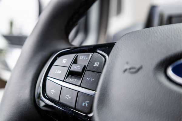 Ford Transit Custom 300 2.0 TDCI L2H1 Limited DC | BPM VRIJ | Dubbel Cabine | Elec schuifdeuren | ACC | Blind Spot | 360 Camera | CarPlay | Navigatie | Stoelverwarming | 5-Zitter | BPM Vrij