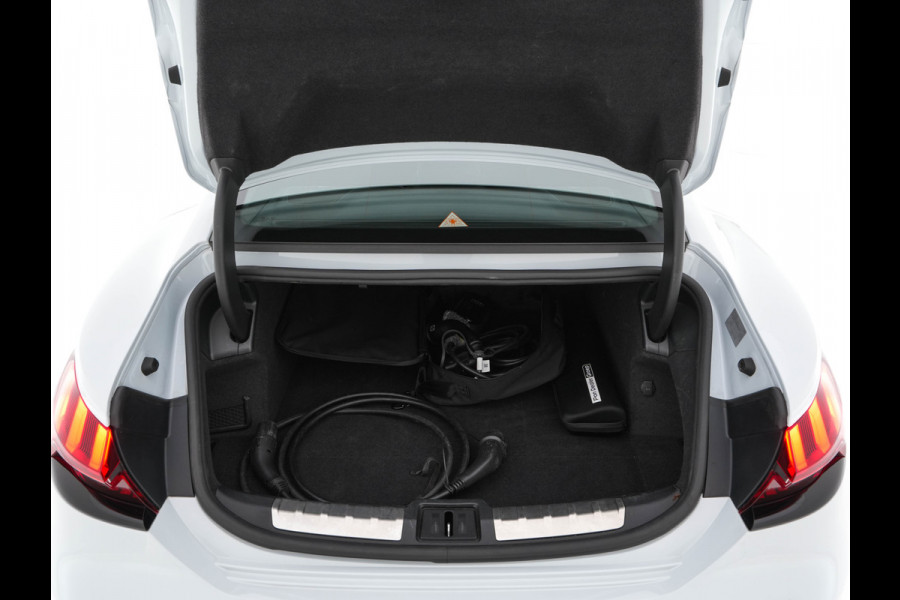 Audi e-tron GT edition ZERO 93 kWh [ 3-Fase-11kW ] {SOH-90%} (INCL-BTW) *PANO | FULL-LED | LEATHER | AUDI-SOUND | KEYLESS | DIGI-COCKPIT | NAVI-FULLMAP | HEATED-SPORTSEATS | CAMERA | DAB | KEYLESS | SHIFTPADDLES | 20''ALU*