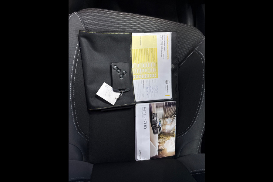 Renault Clio Estate 0.9 TCe Zen Navi, Trekhaak, Media
