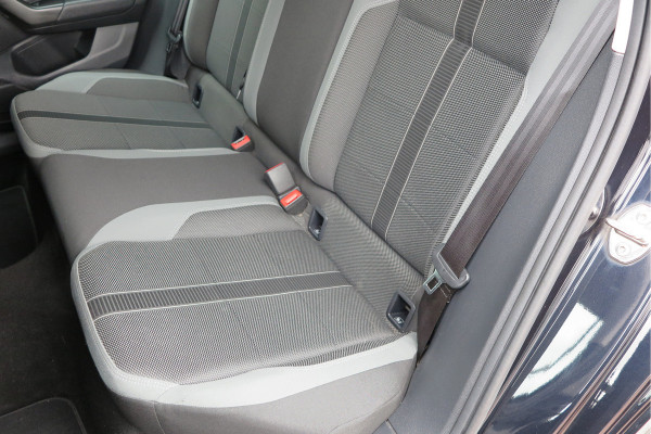 Volkswagen Polo 1.0 TSI 70kw 95pk Highline, Adaptive Cruise, PDC ,Navigatie , Stuurwiel multifuntioneel, Carplay, LMV 16", Sportstoelen,Buitenspiegels inklapbaar, etc. Complete historie bekend NL auto met NAP (recent onderhouden)