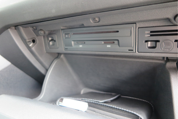 Volkswagen Polo 1.0 TSI 70kw 95pk Highline, Adaptive Cruise, PDC ,Navigatie , Stuurwiel multifuntioneel, Carplay, LMV 16", Sportstoelen,Buitenspiegels inklapbaar, etc. Complete historie bekend NL auto met NAP (recent onderhouden)