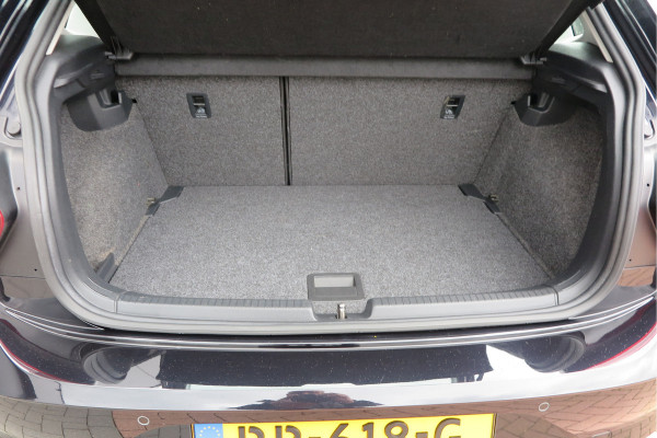 Volkswagen Polo 1.0 TSI 70kw 95pk Highline, Adaptive Cruise, PDC ,Navigatie , Stuurwiel multifuntioneel, Carplay, LMV 16", Sportstoelen,Buitenspiegels inklapbaar, etc. Complete historie bekend NL auto met NAP (recent onderhouden)