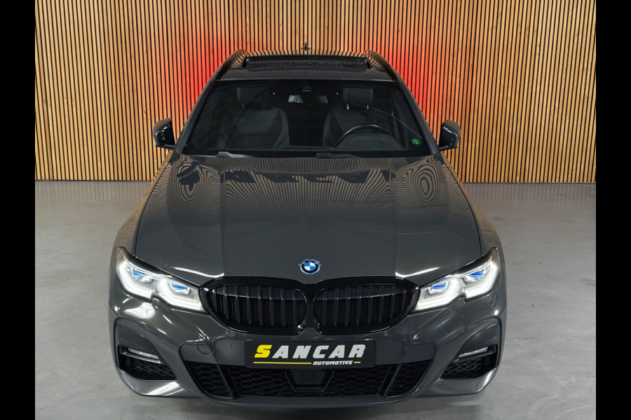BMW 3 Serie Touring 330e M-sport PANO|AMBIENT|19 INCH|LASER|SHADOW|M-AERODYNAMICA