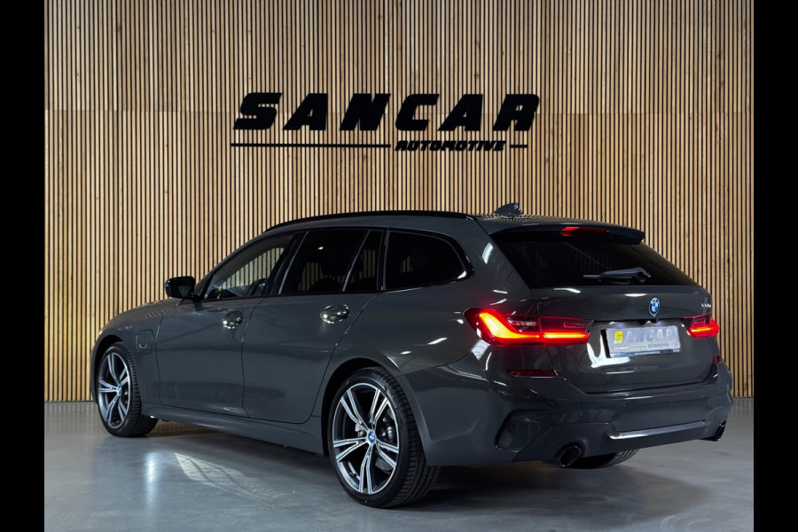 BMW 3 Serie Touring 330e M-sport PANO|AMBIENT|19 INCH|LASER|SHADOW|M-AERODYNAMICA