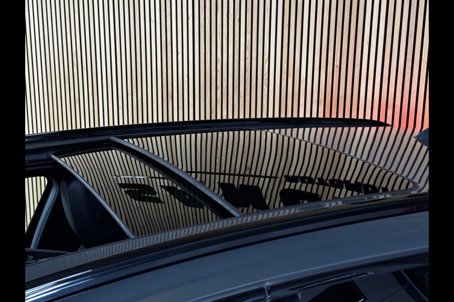 BMW 3 Serie Touring 330e M-sport PANO|AMBIENT|19 INCH|LASER|SHADOW|M-AERODYNAMICA