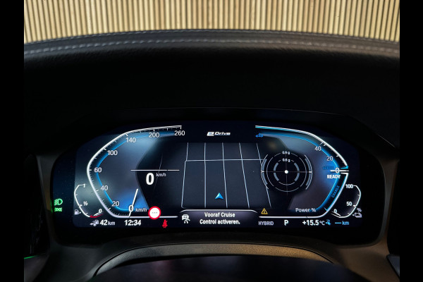 BMW 3 Serie Touring 330e M-sport PANO|AMBIENT|19 INCH|LASER|SHADOW|M-AERODYNAMICA