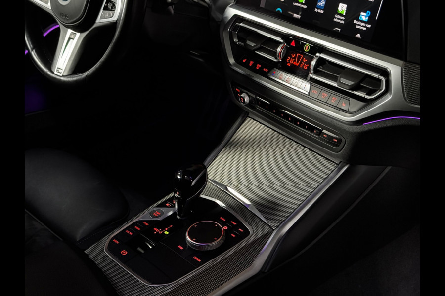 BMW 3 Serie Touring 330e M-sport PANO|AMBIENT|19 INCH|LASER|SHADOW|M-AERODYNAMICA
