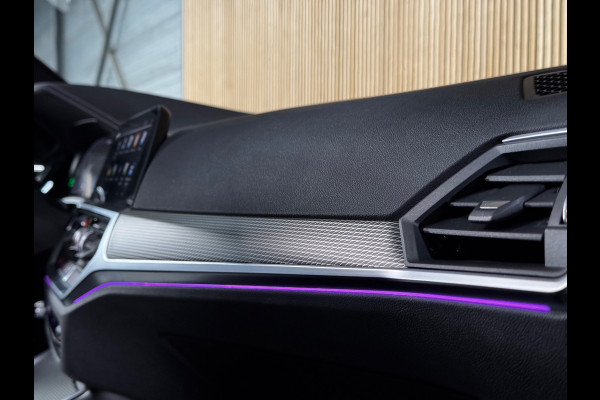 BMW 3 Serie Touring 330e M-sport PANO|AMBIENT|19 INCH|LASER|SHADOW|M-AERODYNAMICA