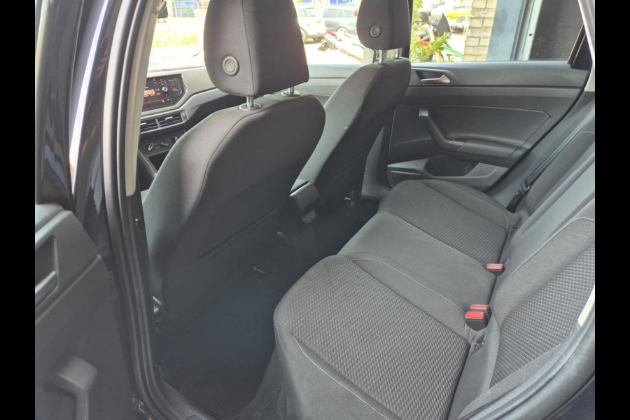Volkswagen Polo 1.0 TSI Comfortline | Nieuwe Apk! | Cruise! | Nette Auto! | Elektrische Ramen! | Navi |