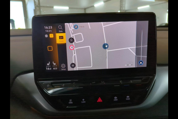 Volkswagen ID.4 First 77 kWh 204 PK | Navigatie | Parkeercamera | 20" LM velgen