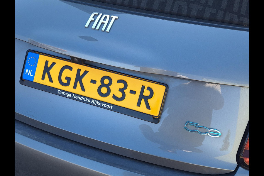 Fiat 500E C La Prima 42 kWh | SOH: 94,1% | Climate | Camera | Adaptive CC | Blindspot |