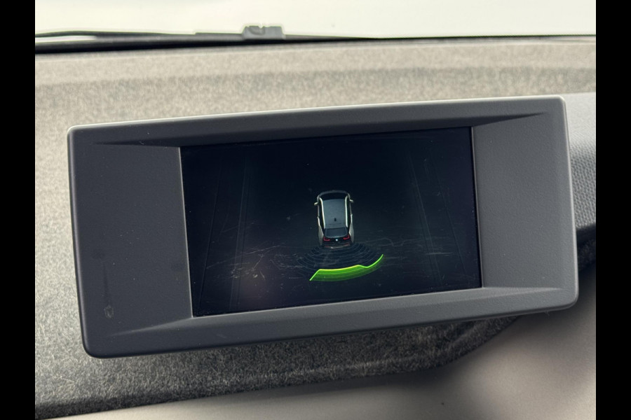 BMW i3 Basis 120Ah 42 kWh PARKEERSENSOREN | STOELVERWARMING