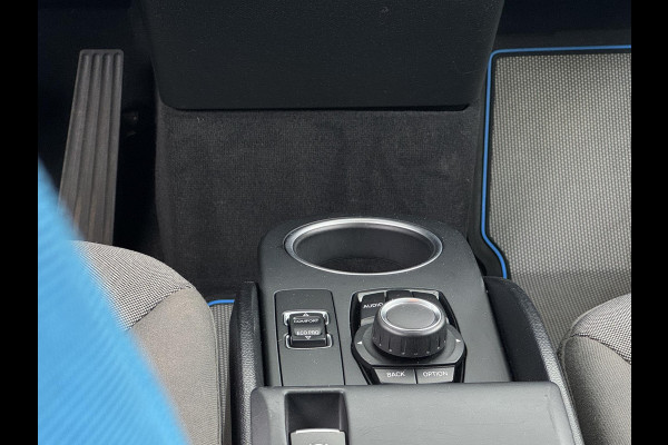 BMW i3 Basis 120Ah 42 kWh PARKEERSENSOREN | STOELVERWARMING