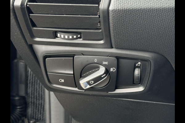 BMW i3 Basis 120Ah 42 kWh PARKEERSENSOREN | STOELVERWARMING