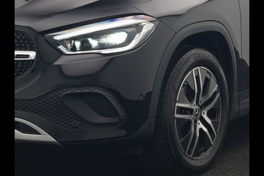 Mercedes-Benz GLA 250 e Style PHEV 218pk Dealer O.H. | Trekhaak Af Fabriek | Panodak | Lederen Sportstoelen Verwarmd | Multi Beam LED |  Apple Carplay | Widescreen Navi | Cruise Control | DAB | Plug In Hybrid |