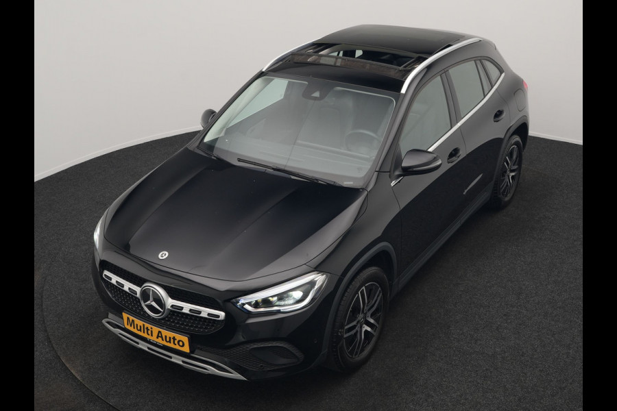 Mercedes-Benz GLA 250 e Style PHEV 218pk Dealer O.H. | Trekhaak Af Fabriek | Panodak | Lederen Sportstoelen Verwarmd | Multi Beam LED |  Apple Carplay | Widescreen Navi | Cruise Control | DAB | Plug In Hybrid |