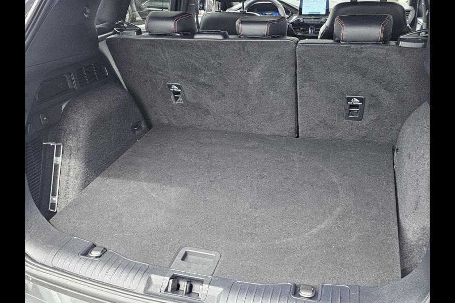 Ford Kuga 2.5 PHEV ST-Line X | Trekhaak 1.500 kg trekvermogen| Winterpack | Adaptieve Cruise Control | Blind spot | Adaptive cruise control | Automatisch inparkeren etc.