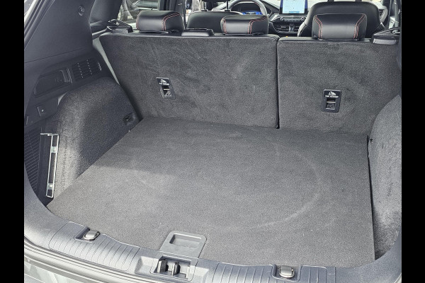 Ford Kuga 2.5 PHEV ST-Line X | Trekhaak 1.500 kg trekvermogen| Winterpack | Adaptieve Cruise Control | Blind spot | Adaptive cruise control | Automatisch inparkeren etc.