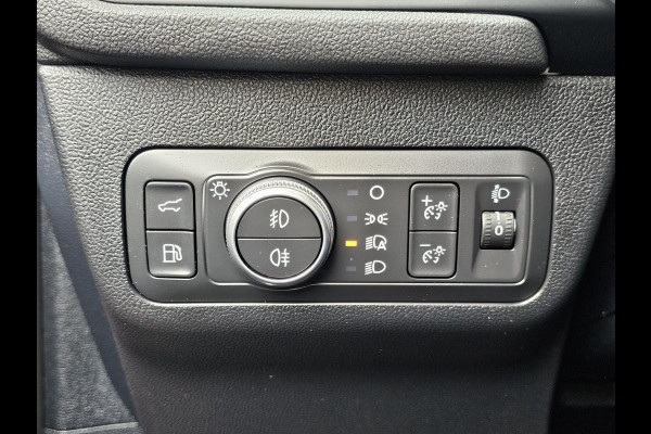 Ford Kuga 2.5 PHEV ST-Line X | Trekhaak 1.500 kg trekvermogen| Winterpack | Adaptieve Cruise Control | Blind spot | Adaptive cruise control | Automatisch inparkeren etc.