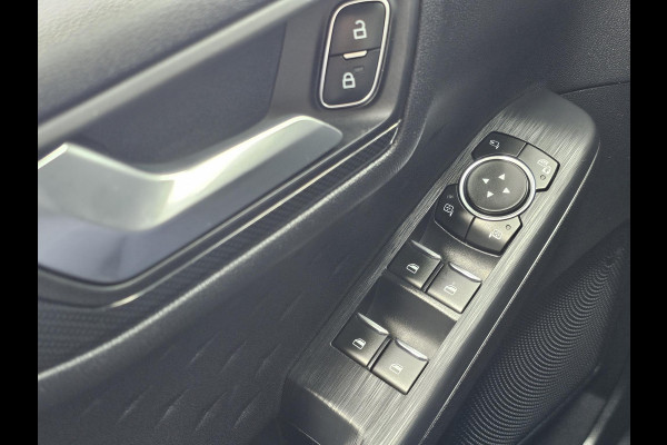 Ford Kuga 2.5 PHEV ST-Line X | Trekhaak 1.500 kg trekvermogen| Winterpack | Adaptieve Cruise Control | Blind spot | Adaptive cruise control | Automatisch inparkeren etc.