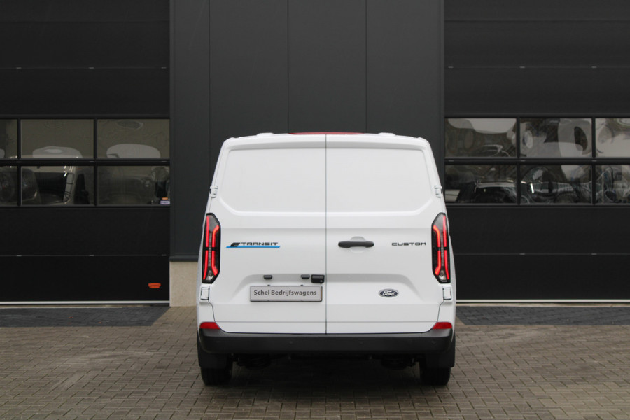 Ford E-Transit Custom 320 L1H1 Limited 71 kWh 218pk - 2x Schuifdeur - Trekhaak - Camera - Carplay - Rijklaar