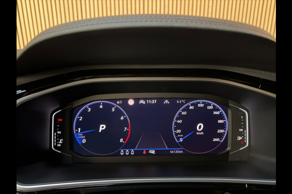 Volkswagen T-Roc 1.5 TSI R-Line - Pano - Beats Audio