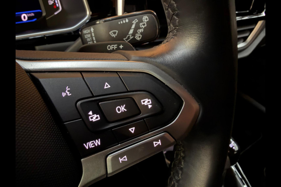 Volkswagen T-Roc 1.5 TSI R-Line - Pano - Beats Audio