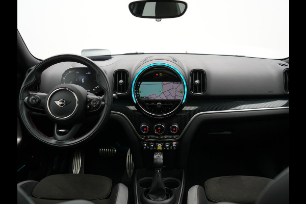 MINI Countryman Cooper S E ALL4 FACELIFT JCW PHEV 220pk Dealer O.H | Panodak | JCW Alcantara Sportstoelen Verwarmd | Head Up | Camera | Apple Carplay | Sfeerverlichting | Keyless | Virtual | Navigatie | DAB | Plug In Hybrid