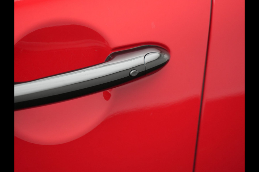 MINI Countryman Cooper S E ALL4 FACELIFT JCW PHEV 220pk Dealer O.H | Panodak | JCW Alcantara Sportstoelen Verwarmd | Head Up | Camera | Apple Carplay | Sfeerverlichting | Keyless | Virtual | Navigatie | DAB | Plug In Hybrid