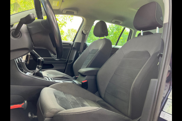 Volkswagen Golf Variant 1.0 TSI Highline Business R- line + Virtual cockpit |