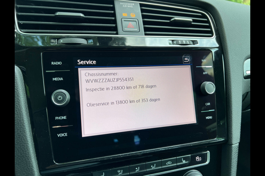 Volkswagen Golf Variant 1.0 TSI Highline Business R- line + Virtual cockpit |