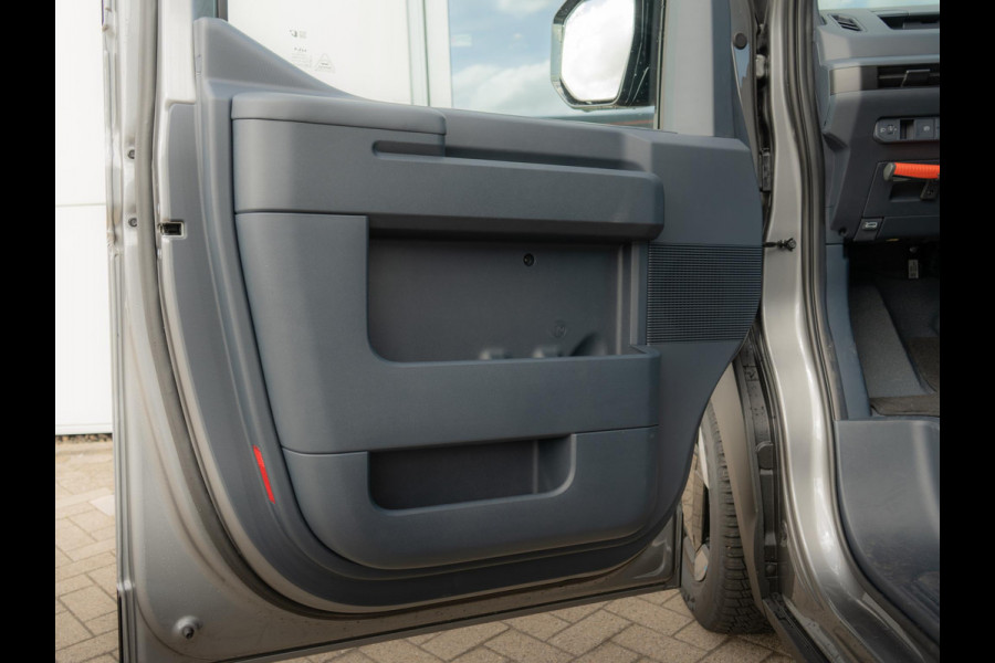 Kia PV5 L2H1 Elite Executive 71.2 kWh | PDC | 360 Graden Camera | Clima | Adapt. Cruise | BSM | Midden Airbag | 16" | Stoelverwarming & ventilatie | V2L