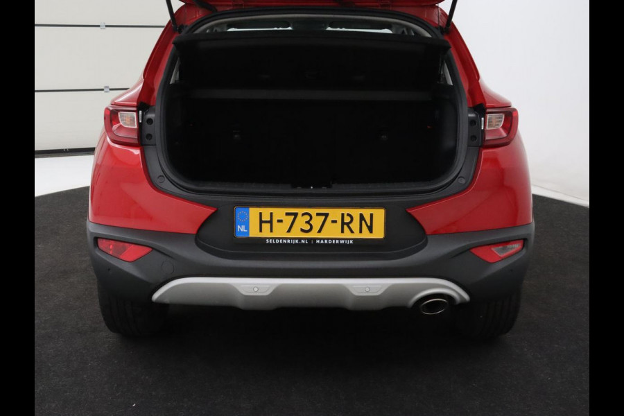 Kia Stonic 1.0 T-GDi DynamicLine | Carplay | Camera | Navigatie | Parkeerhulp | Cruise control | Airco | Bluetooth | 17'' lichtmetalen velgen | DAB