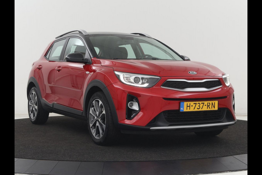 Kia Stonic 1.0 T-GDi DynamicLine | Carplay | Camera | Navigatie | Parkeerhulp | Cruise control | Airco | Bluetooth | 17'' lichtmetalen velgen | DAB
