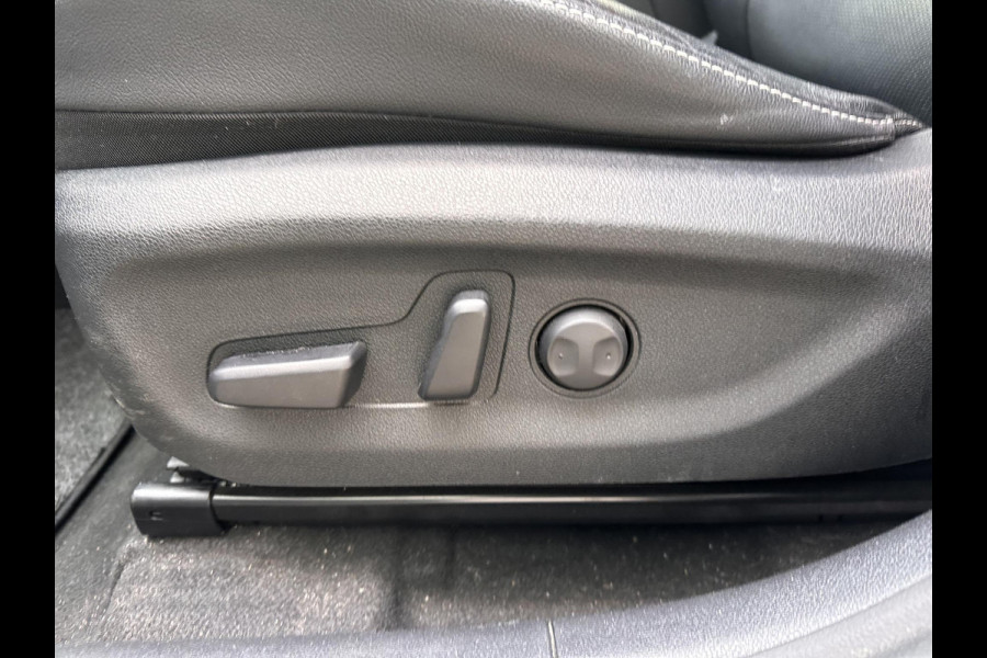 Kia e-Niro ExecutiveLine 64 kWh | SOH: 97,3% | Fase 3 | Warmtepomp | Adaptive CC | Navi |