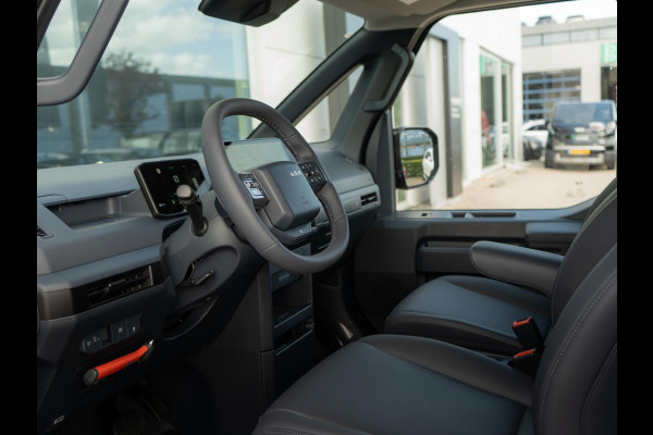 Kia PV5 L2H1 Elite Executive 71.2 kWh | PDC | 360 Graden Camera | Clima | Adapt. Cruise | BSM | Midden Airbag | 16" | Stoelverwarming & ventilatie | V2L