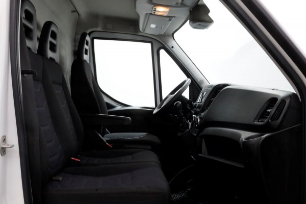 Iveco Daily 35S14 136pk E6 L2H2 Airco/Imperiaal/Trekgewicht 3500kg 08-2018
